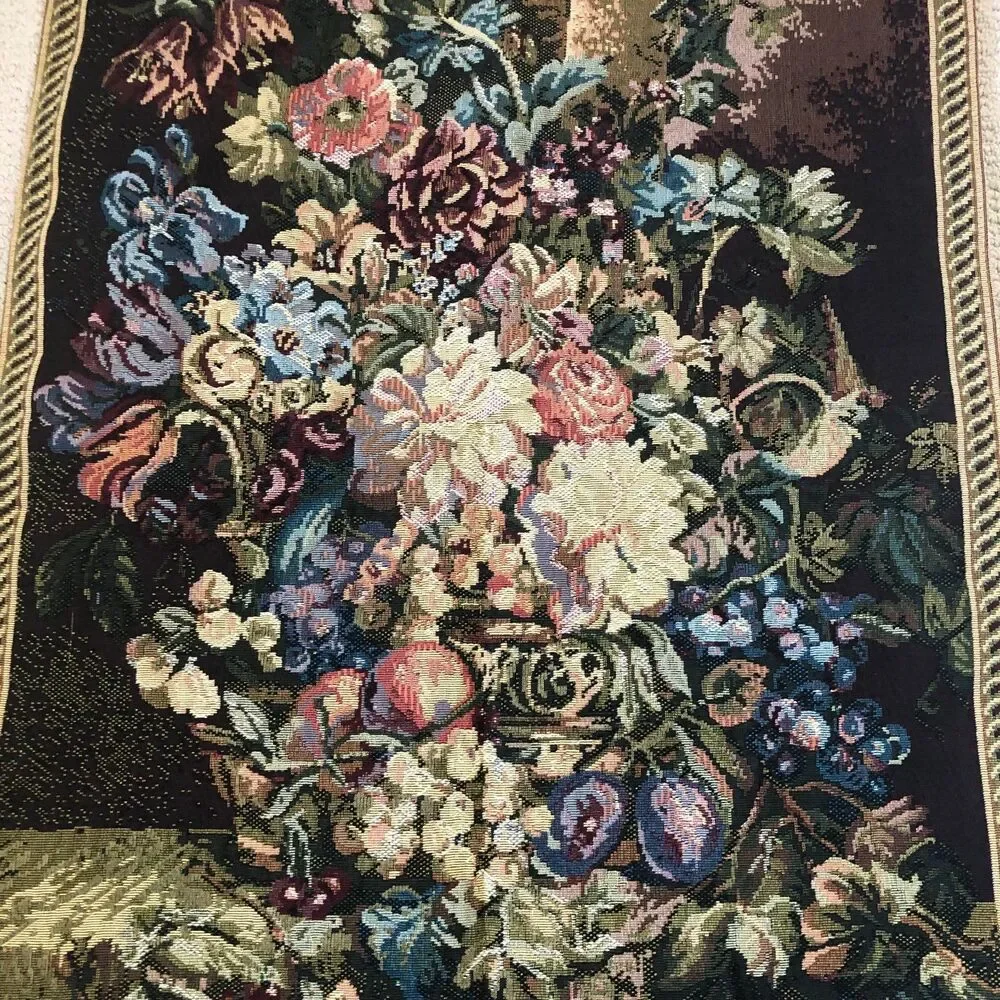 NEW A&B Home Floral Tapestry Wall Hanging 25